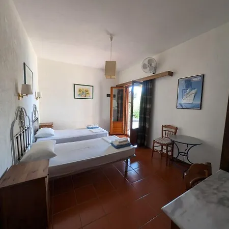 Villa Dolphin Votsi (Alonnisos)