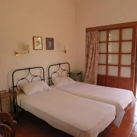 Villa Dolphin Votsi