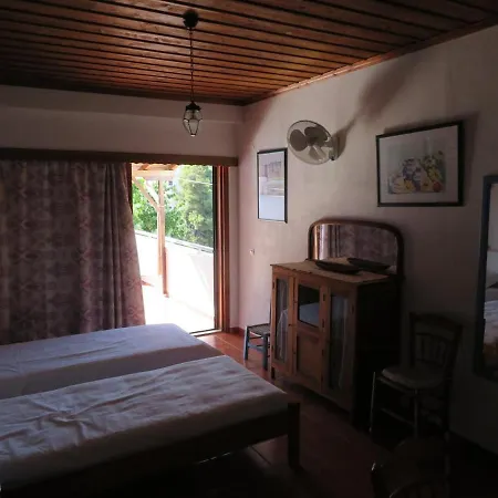 Villa Dolphin Votsi *