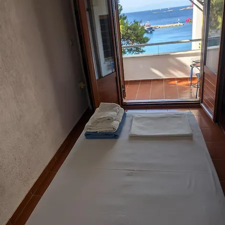 Villa Dolphin Votsi *